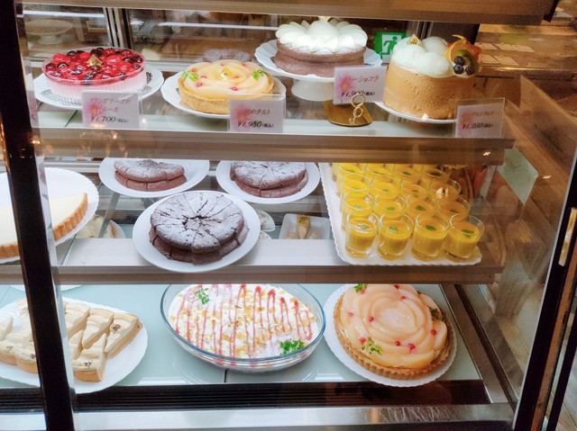 キャナリィロウケーキバイキング３
