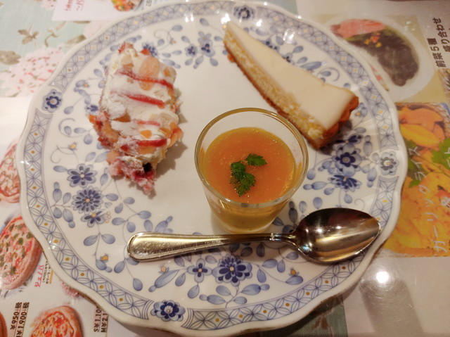 キャナリィロウケーキバイキング６