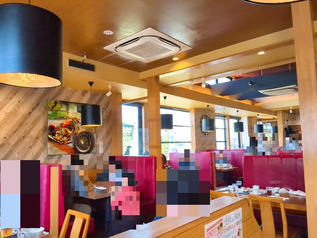 ブロンコビリー内装２