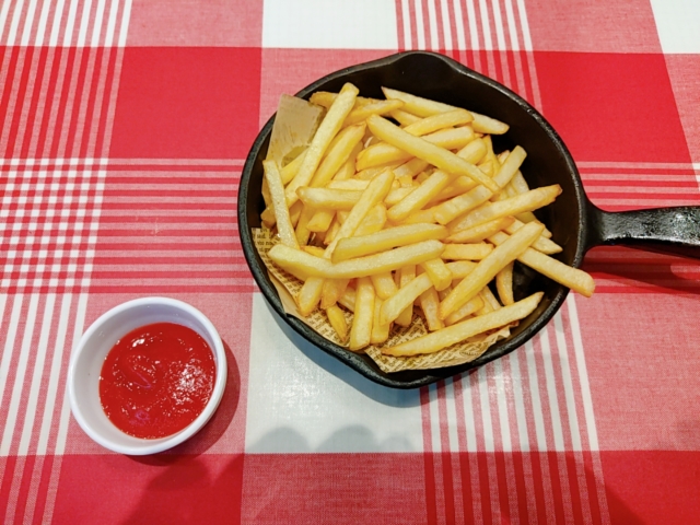 パステルイタリアーナピザ食べ放題ポテト