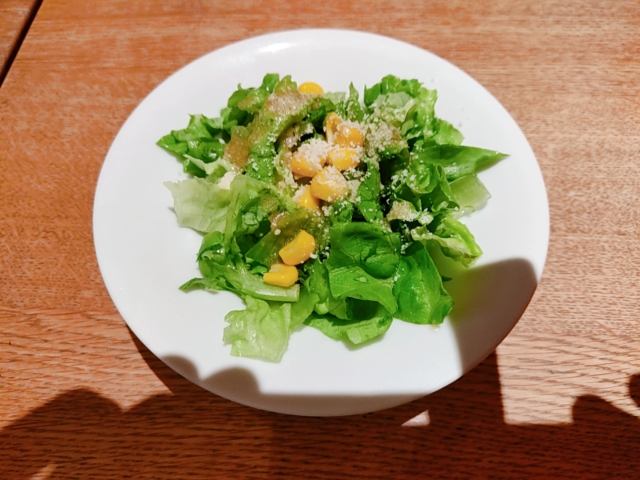 鎌倉パスタピザ食べ放題サラダ