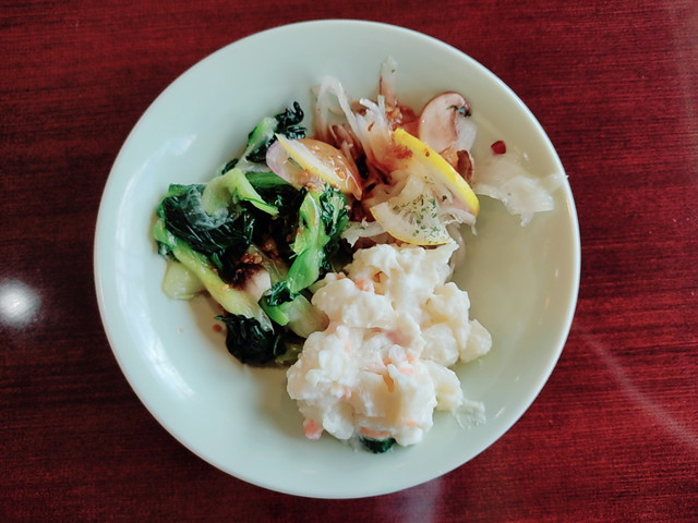 スエヒロ館サラダ１０