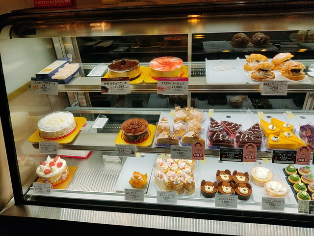 不二家ケーキバイキングメニュー５