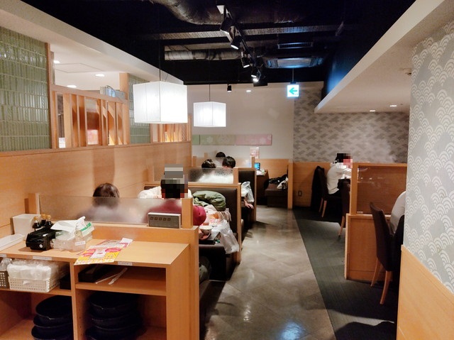 しゃぶ葉内装１