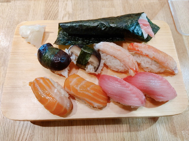 築地玉寿司食べ放題食べたもの７