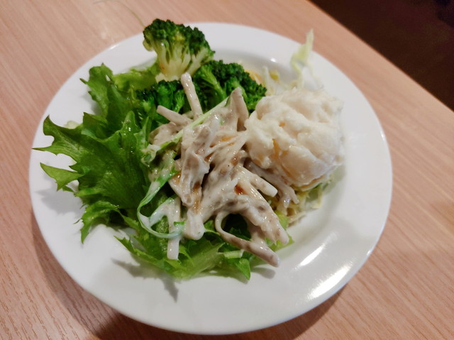 どん亭サラダバー１０