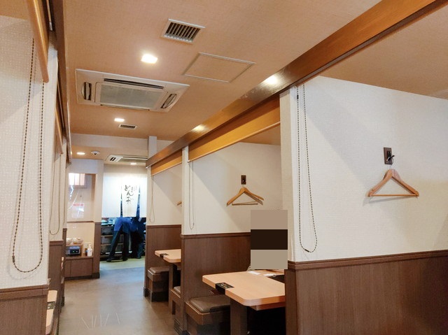 どん亭内装１