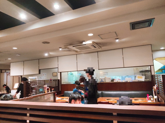 安楽亭内装２