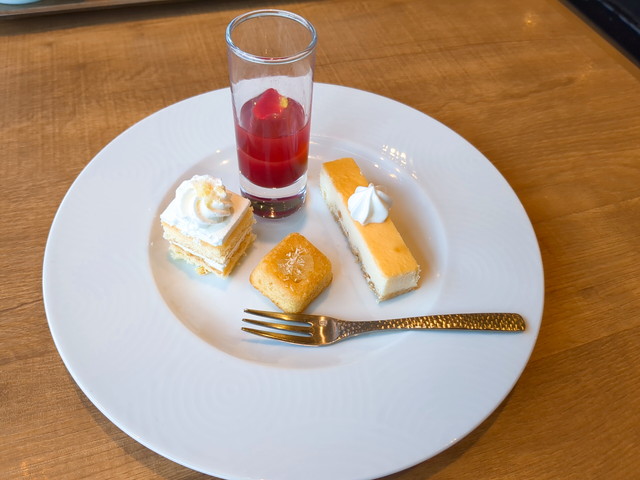 プレミアムカルビランチ食べたもの１６