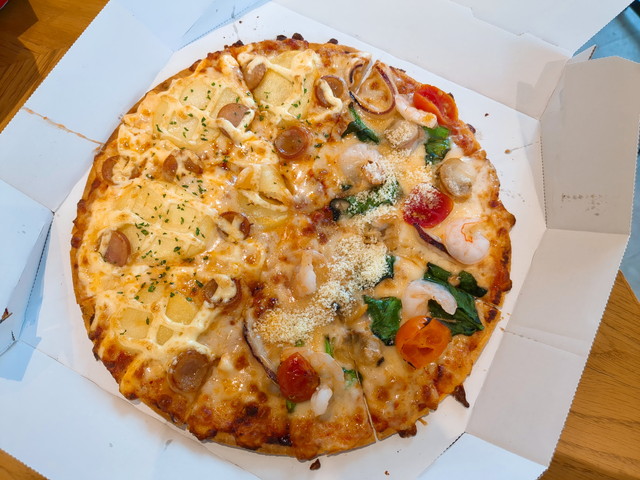 ドミノピザ食べ放題食べたもの６
