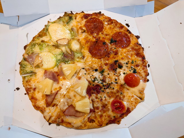 ドミノピザ食べ放題食べたもの７